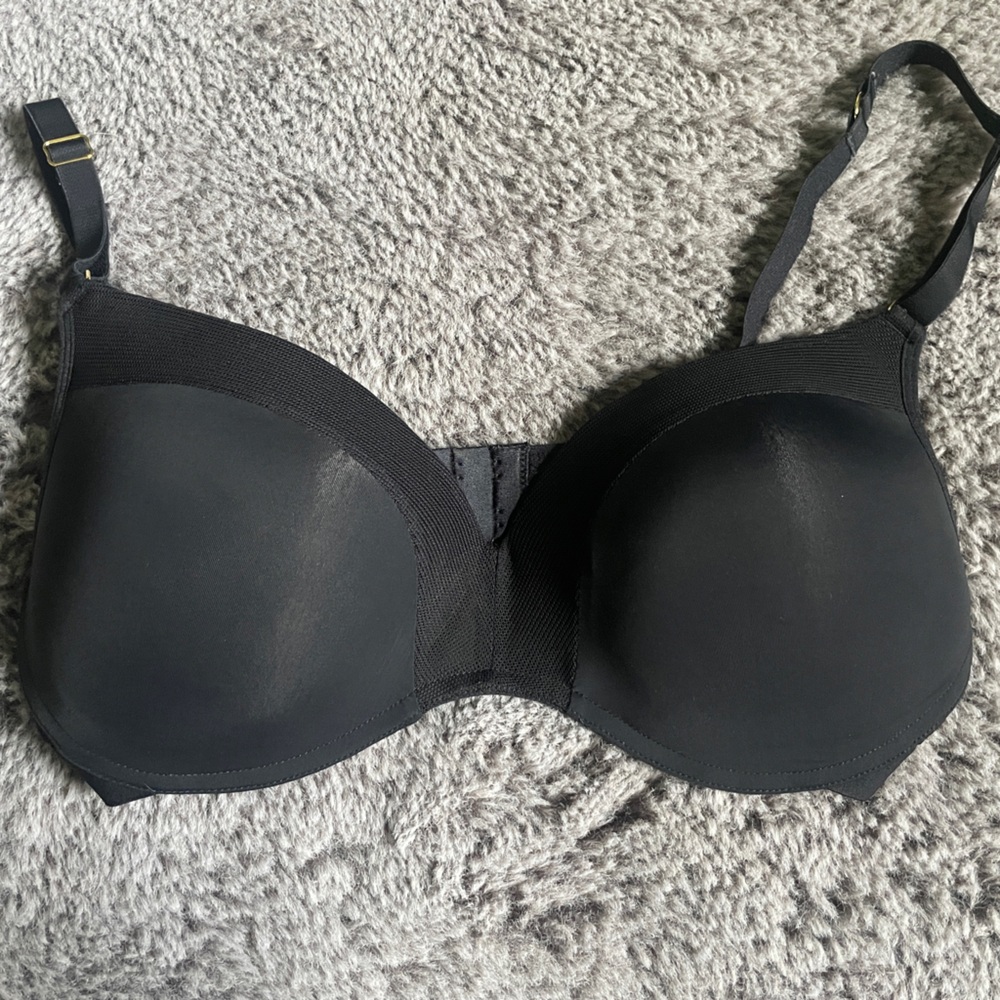 Lively Wireless Black Bra with Racerback Conversion 36D